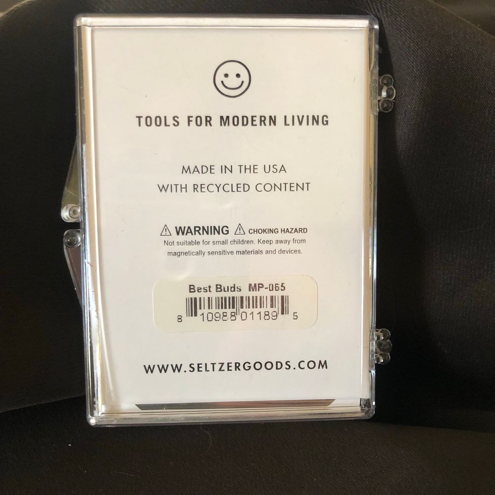 Best Buds Magnet Set - Picture 3 of 7